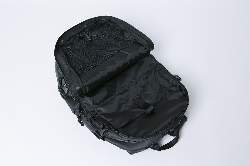 New Era 28L Black Smart Pack - Image 4