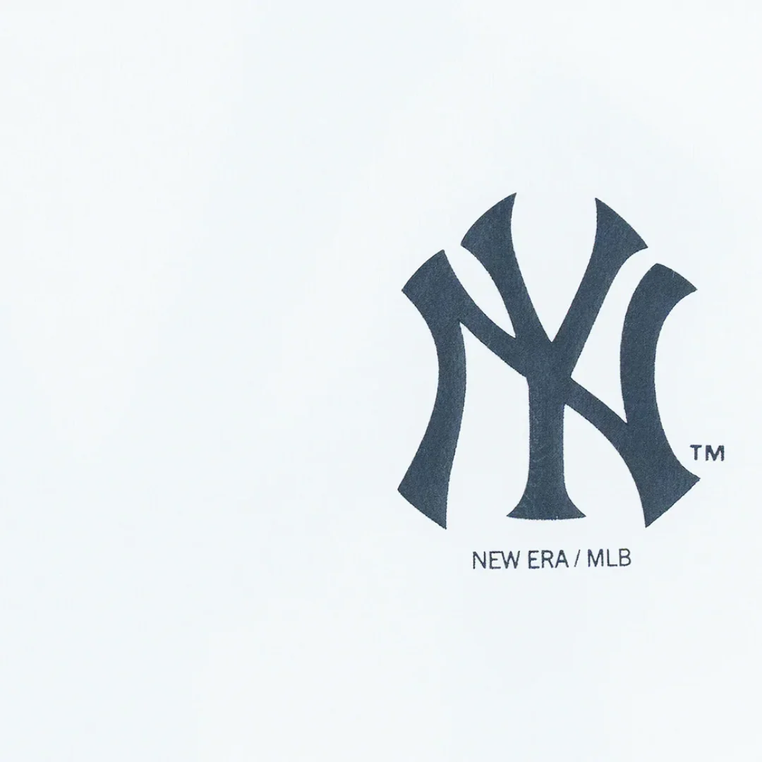 New York Yankees White Short Sleeve T-Shirt - Image 6