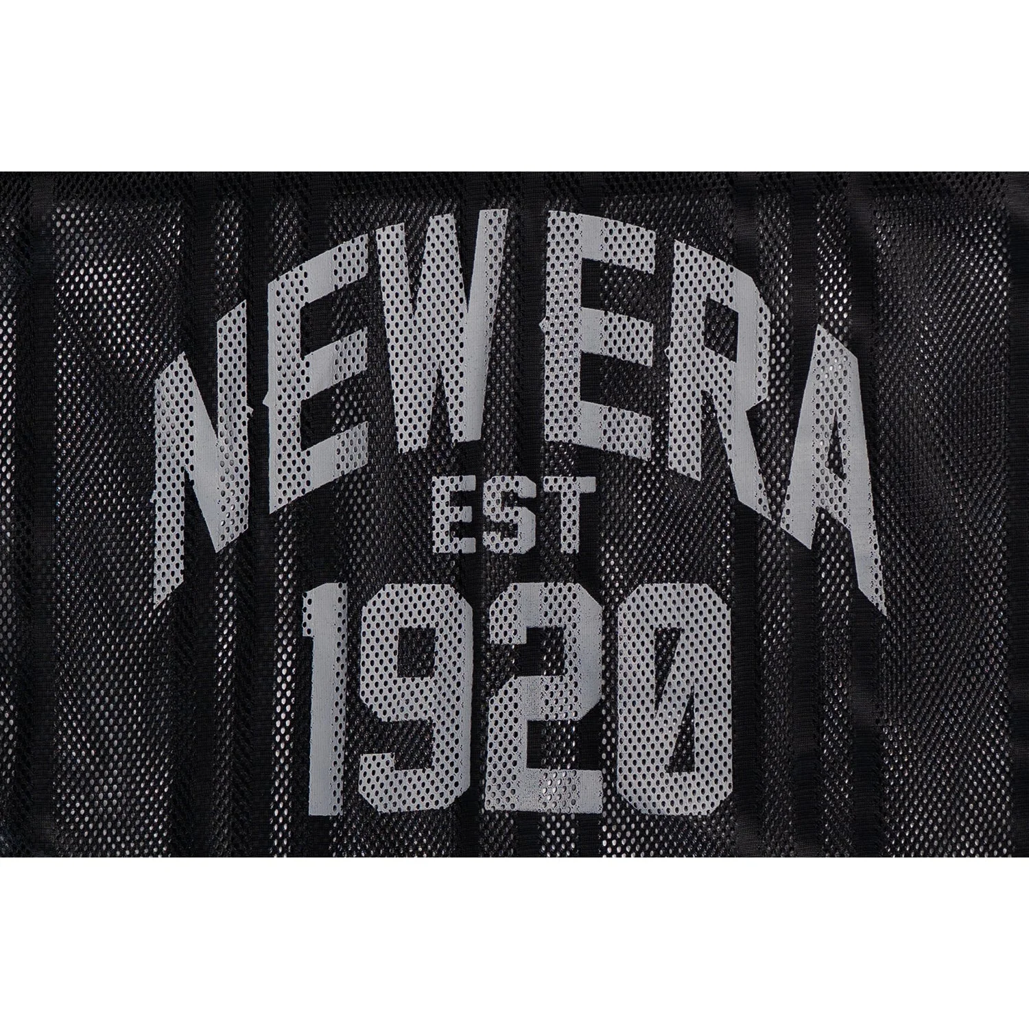 New Era Women 1920 Wordmark Street Archived Black American Football Crop Jersey - Image 4