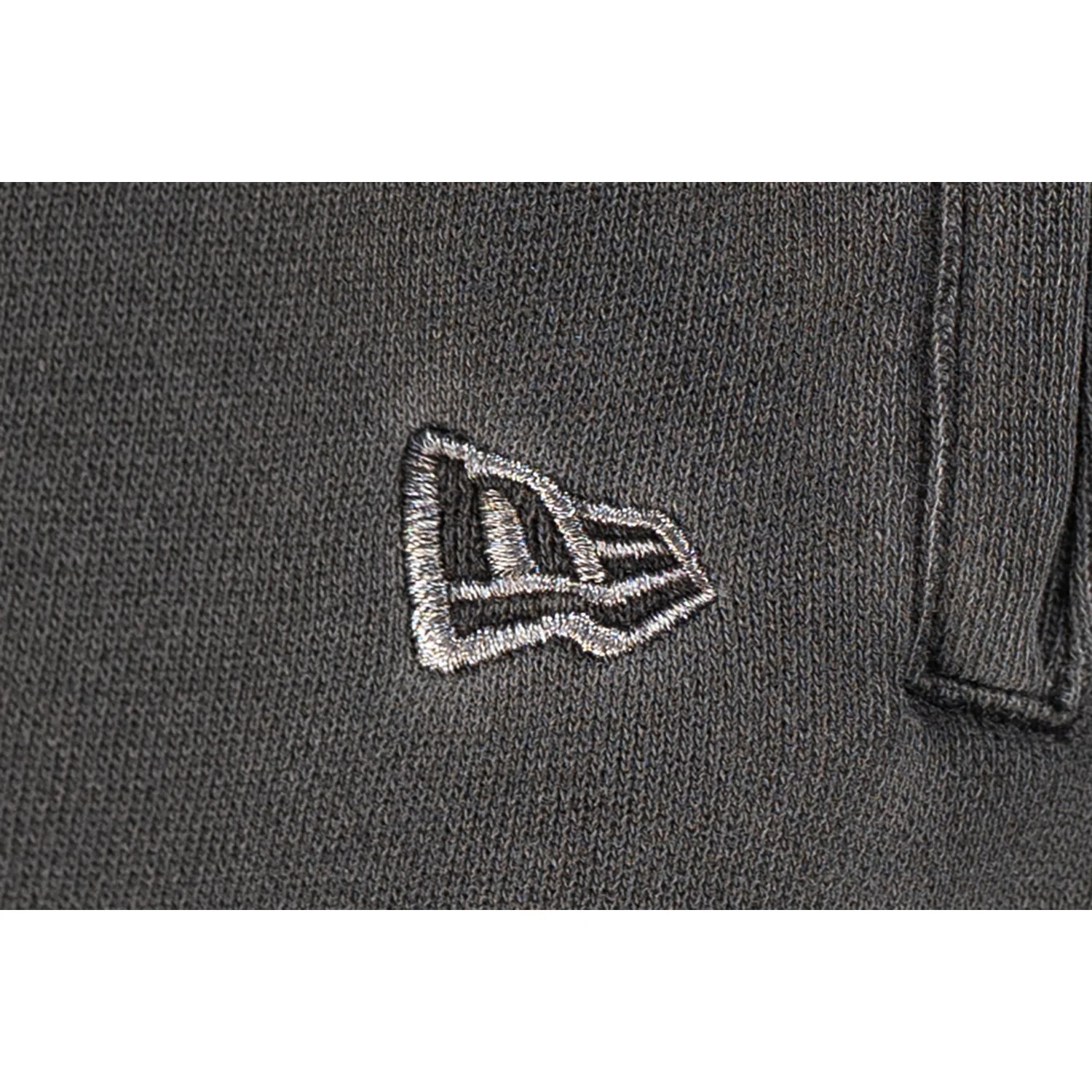 New Era Street Archived Black Knit Shorts - Image 4