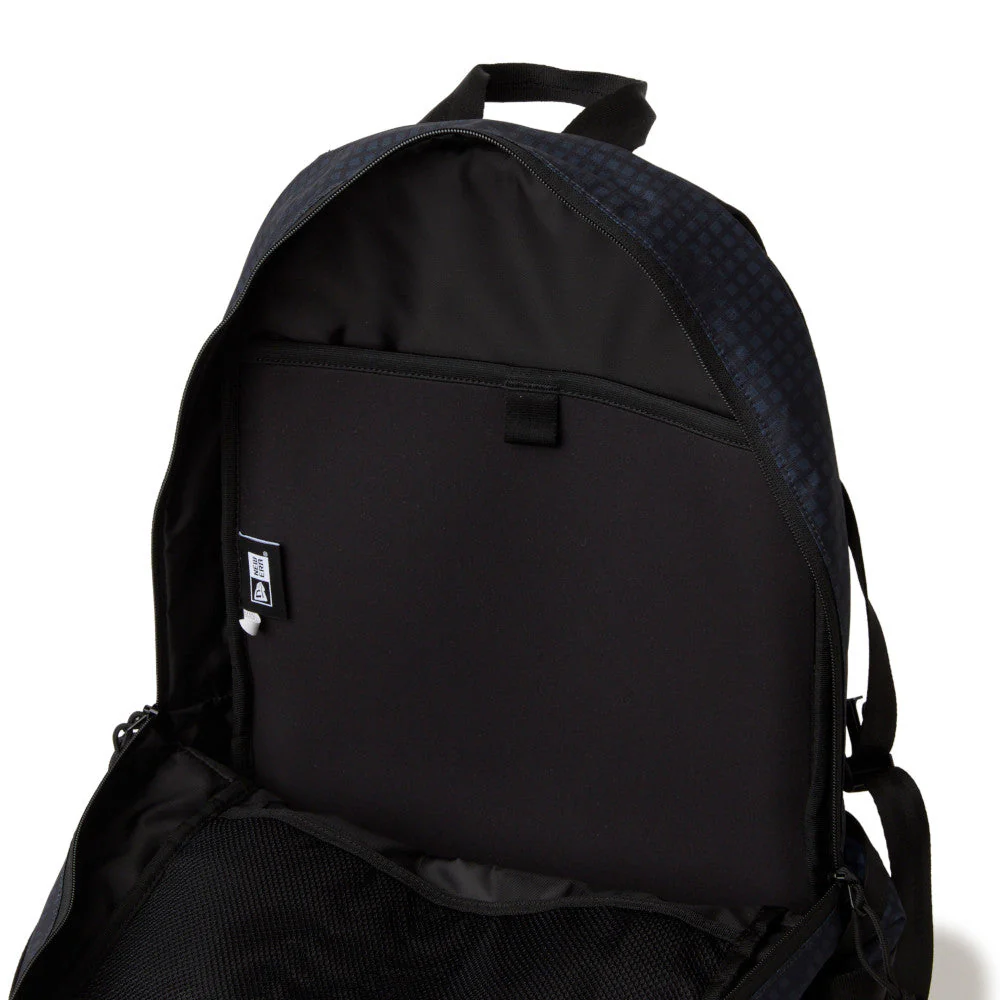 New Era Cord 28L Black Night Camo Backpack - Image 8