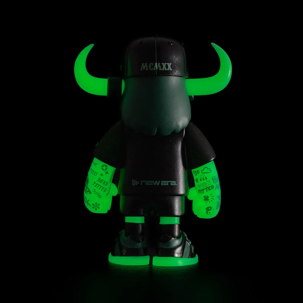 New Era 59FIFTY Day Glow-in-the-Dark FFALO Mini Buffalo Figurine 7cm - Image 4