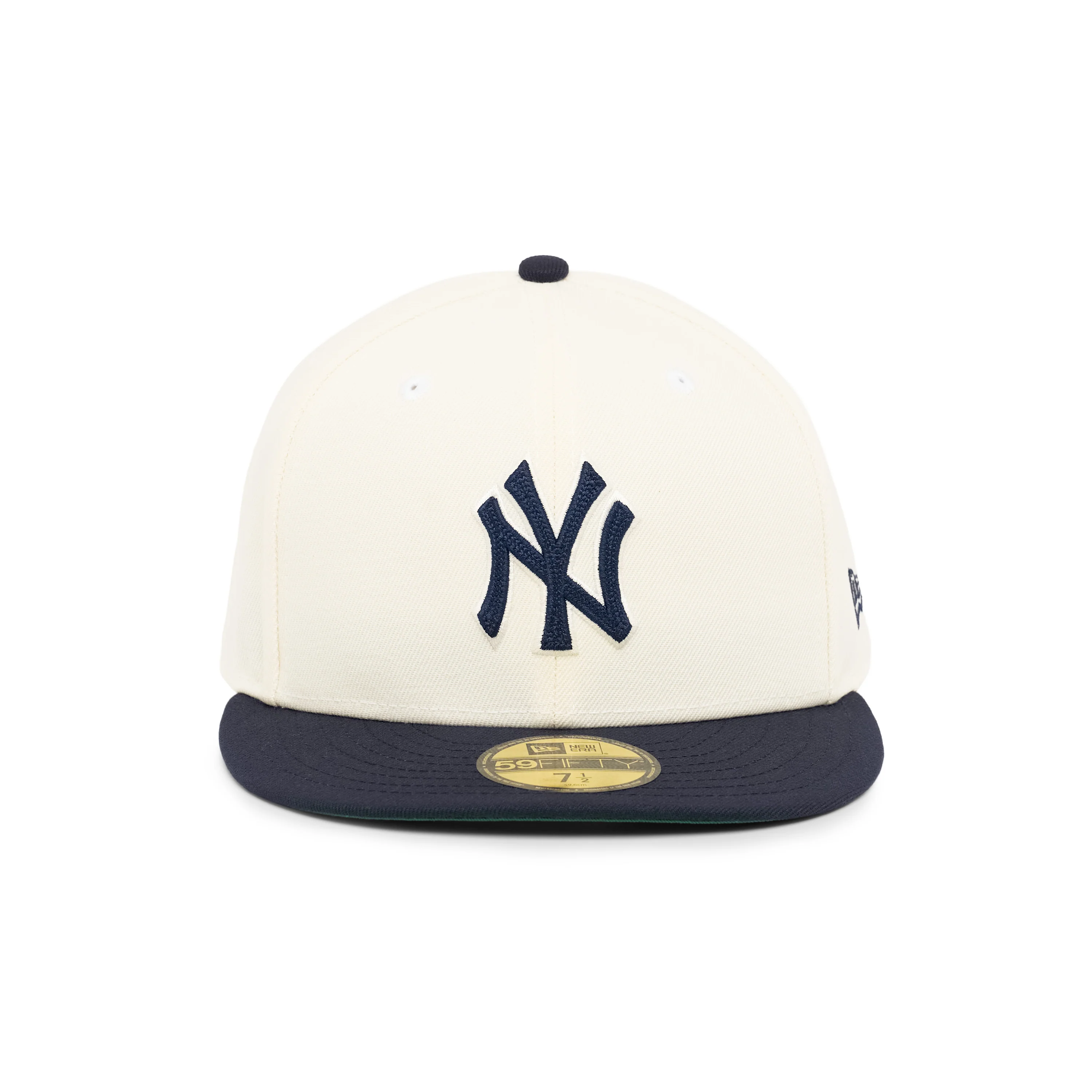 59FIFTY New York Yankees 2-Tone Navy Visor Chrome White Fitted - Image 2