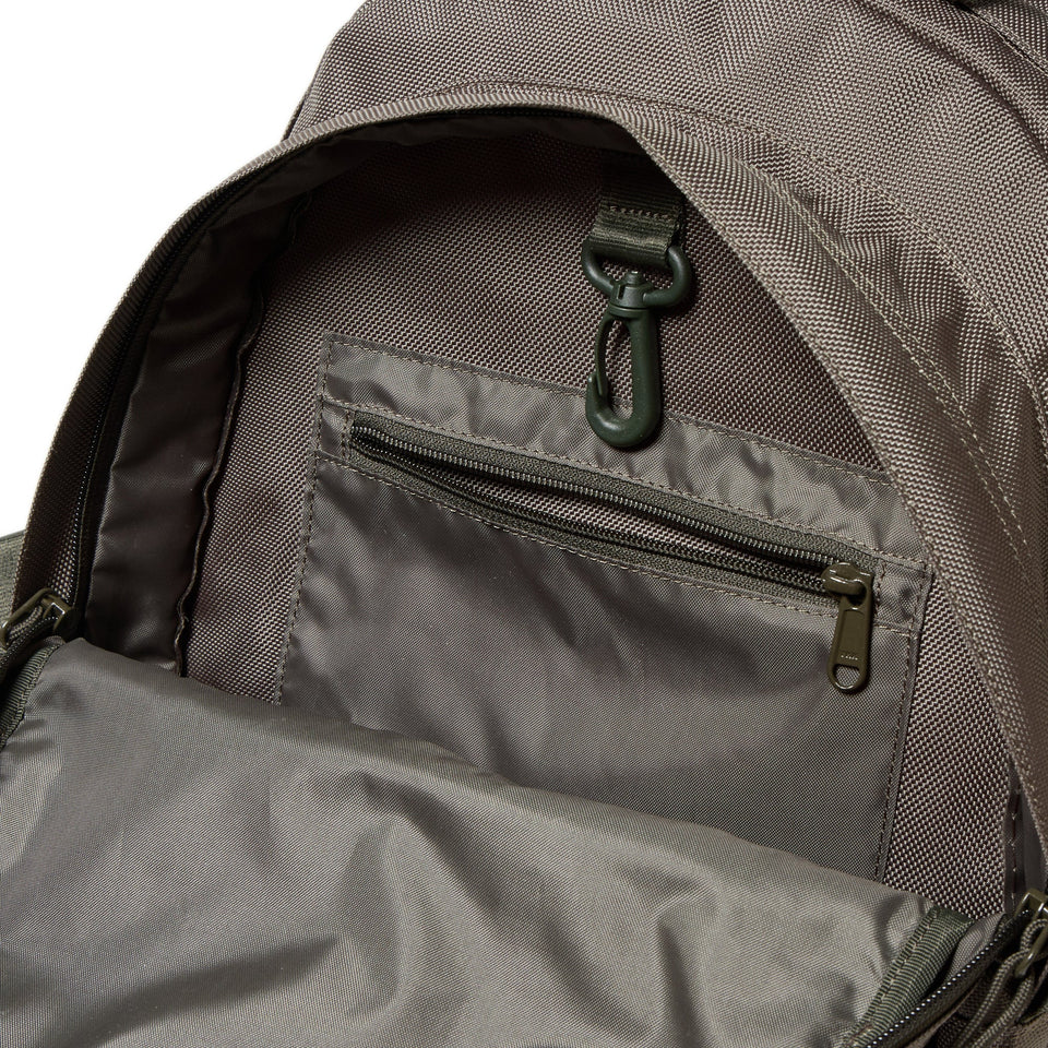 New Era Olive 35L Carrier Backpack - Image 6